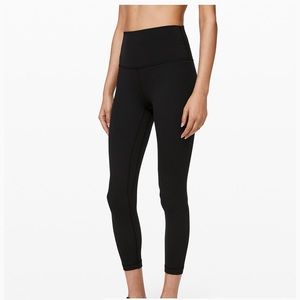 Lululemon high waisted wunder under leggings.
